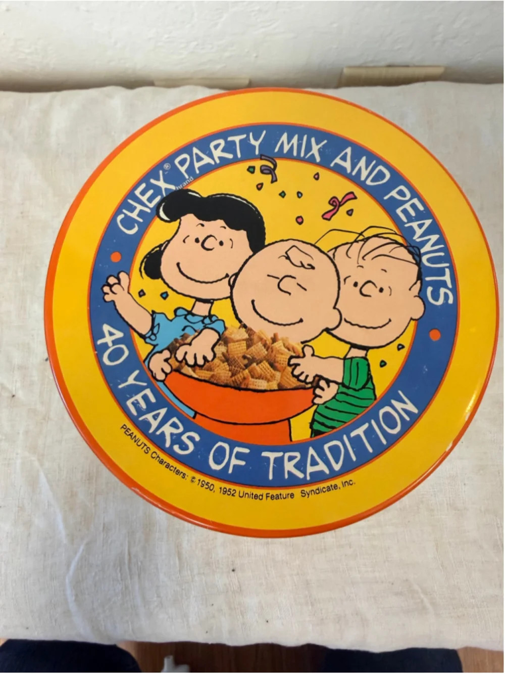 Vintage Peanuts 40th Anniversary Chex Party Mix Metal Tin